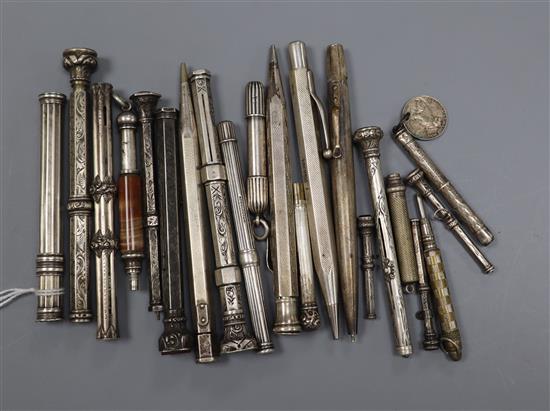 Twenty assorted 19th century and later propelling pencils and pens including two Sampson Mordan & Co etc.